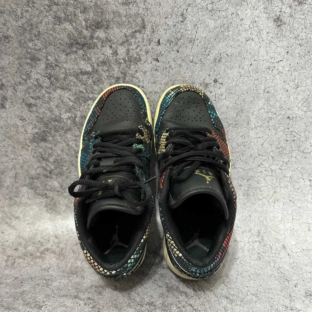 Nike Air Jordan 1 Low SE Kids 5.5 Black Multicolor Snakeskin CW5580-001 Gold